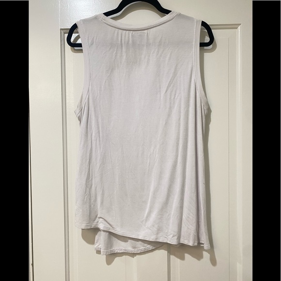 Halogen white ruffle sleeveless flattering work blouse top L - Picture 8 of 9